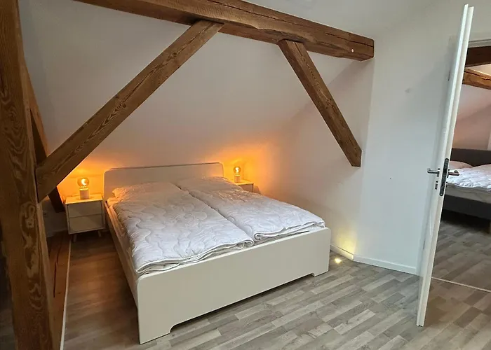 Апартаменты Perfekt Fuer 2-4! Kueche Garage S-bahnhof Flughafen